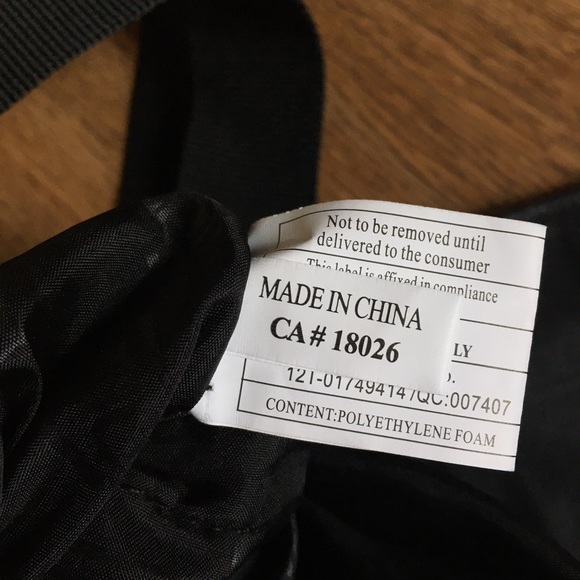 Buffaloes by David Bitton black 16in laptop bag - Picture 7 of 10